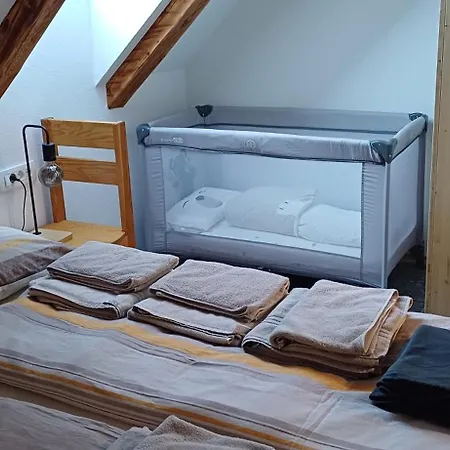 Hisa Margit アパート